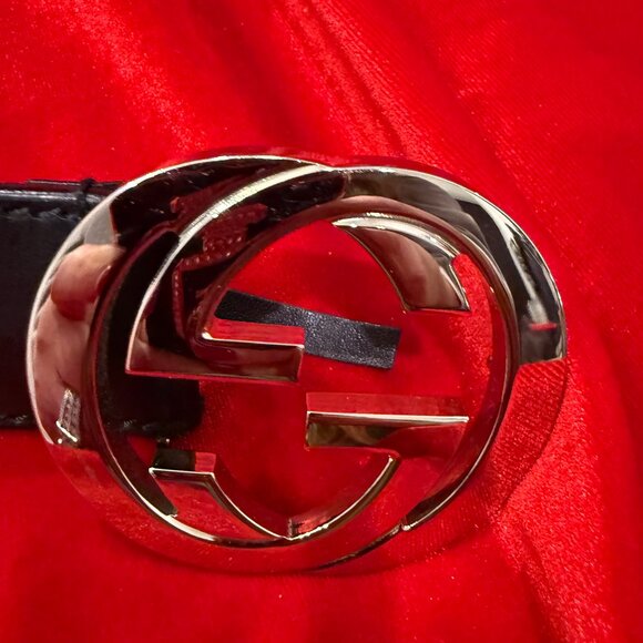 AUTHENTIC GUCCI BLACK LEATHER BELT SILVER HARDWARE WITH A TINY FIXABLE FLAW - Picture 11 of 13